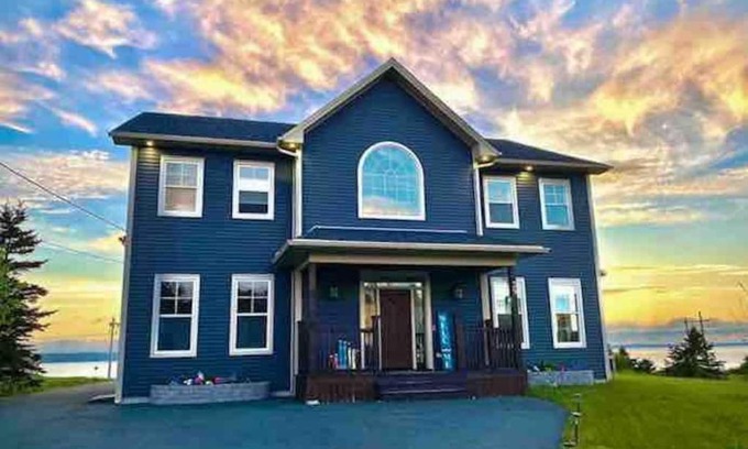 Conception Bay South House | Scenic Seal Cove Nature Retreat Hot Tubatv Trail