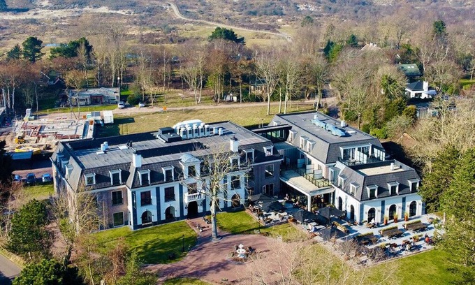 Nieuw-Haamstede Hotel | Scenic Unit Near Dunes and Forest with Breakfast Included in Your Daily Stay