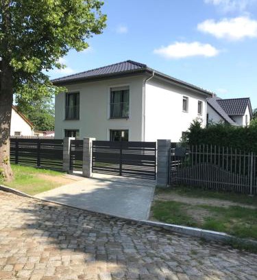 Pankow Apartment | Schöne neu erbaute Wohnung