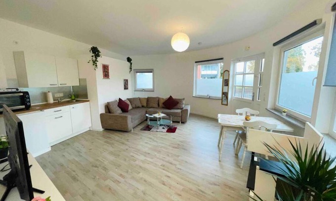 Rheinhausen Apartment | Schönes Bungalow, Check-In Kontaktlos, Zentral