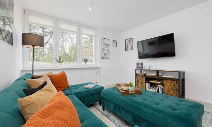 Muranow Apartment | Schillera 8 | Elegant Family Apartment