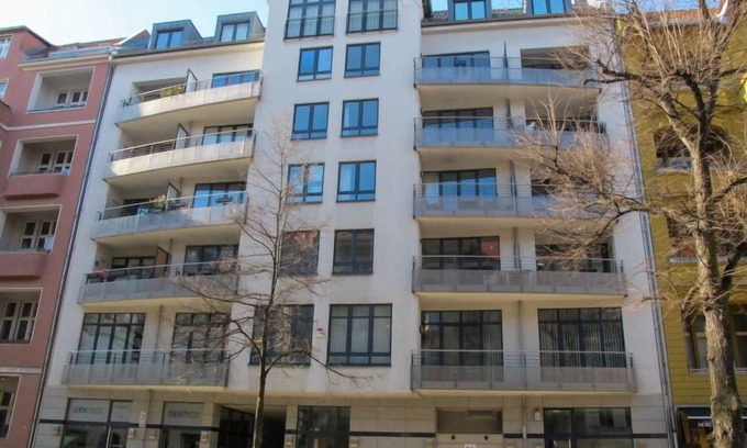 West Berlin Centre Apartment | Schlüterstrasse by Interhome