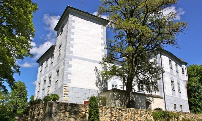 Hofstetten Other | Schloss Hofstetten evening sun with tower room, Bavarian baroque castle