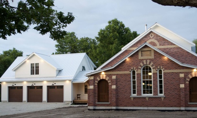 Clearview Apartment | Schoolhouse Loft near hiking, biking, beach, golf and more