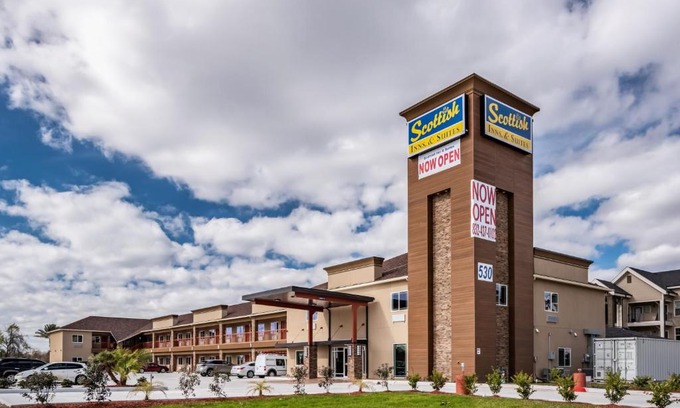 Katy Hotel | Scottish inn Katy