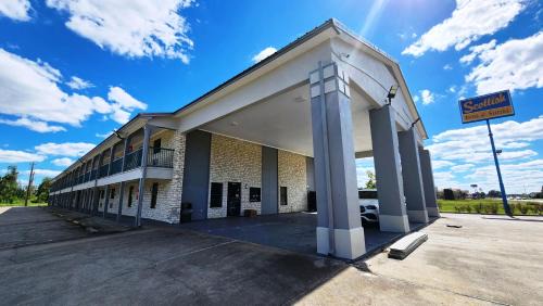 Wharton Hotel | Scottish Inn & Suites