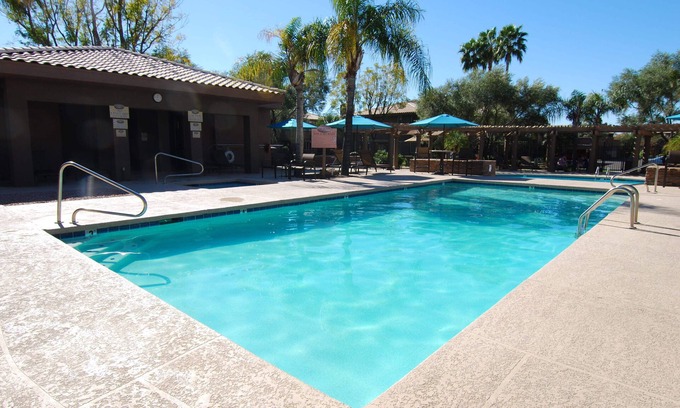 Paradise Valley Village Condo | Scottsdale Condo ,Ground Floor, Fast Wi-Fi, King Bed, Hot tub/Pools, Gated