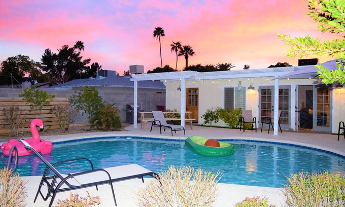 Trail West House | Scottsdale Vacation Paradise near Old Town- 4 mins to Old Town - Large Pool