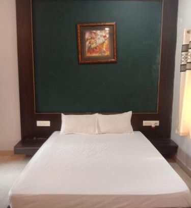 Barasat House | Scout Garden