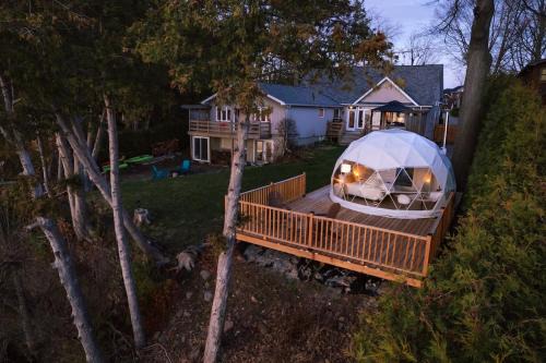 Scugog House | Scugog Lakeside Retreat w Outdoor Dome & Hot Tub