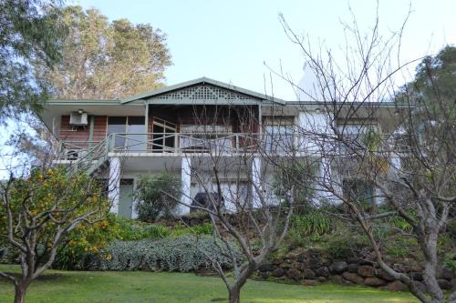 Denmark House | Sea Banksia