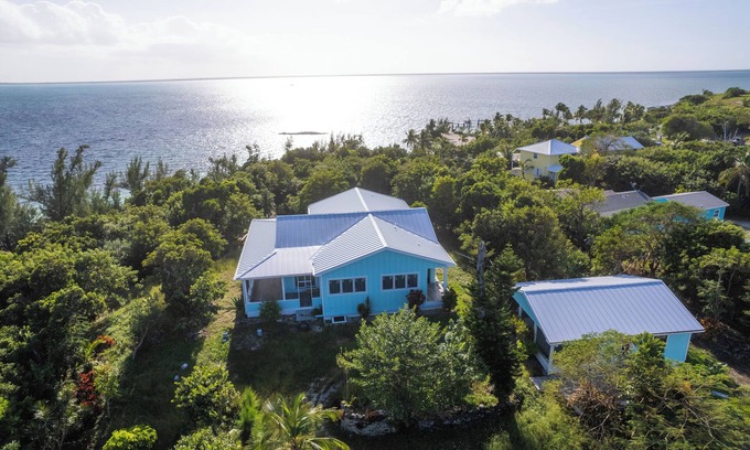 Green Turtle Cay House | Sea Bird 3/3 Overlooking the Sea of Abaco with Private Beach & dock access