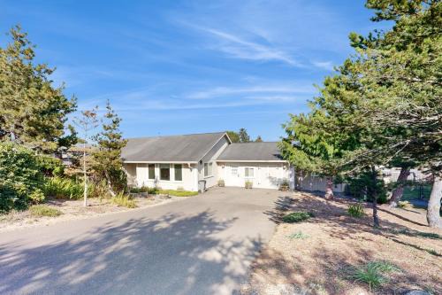 Warrenton House | Sea Breeze Escape