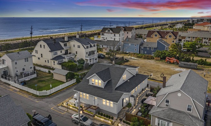 Sea Bright Apartment | Sea Bright Vista - Ocean Views and one block to the beach!