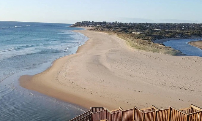 Port Noarlunga South Apartment | Sea Glass Nook B&B, Private & close to the beach