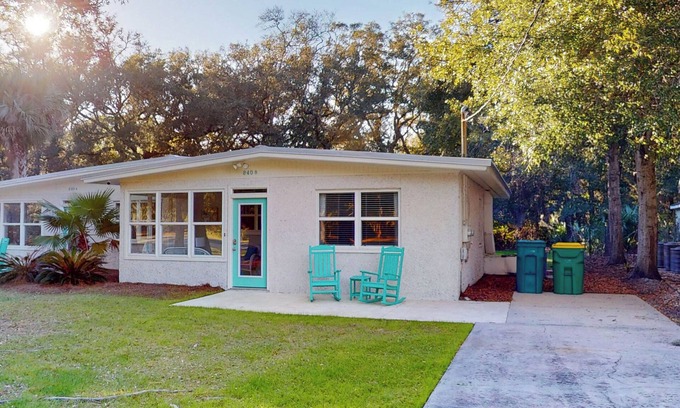 Jekyll Island House | SEA HAVEN DUPLEX B 2 bedrooms, 1 bathroom