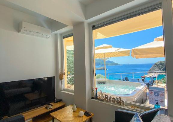 Lakones Apartment | Sea La Vie Apt.