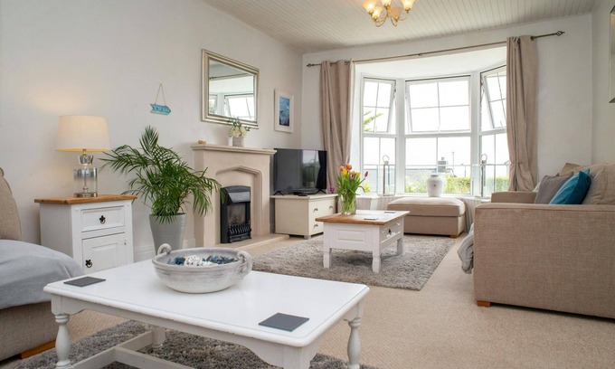Penally Cottage | Sea Salt, Tenby - Four Bedroom Cottage, Sleeps 8