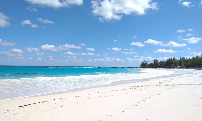 Governor's Harbour House | Sea Shanty - Ocean view, Private pool, Walk to Beach, Prime Central Location.