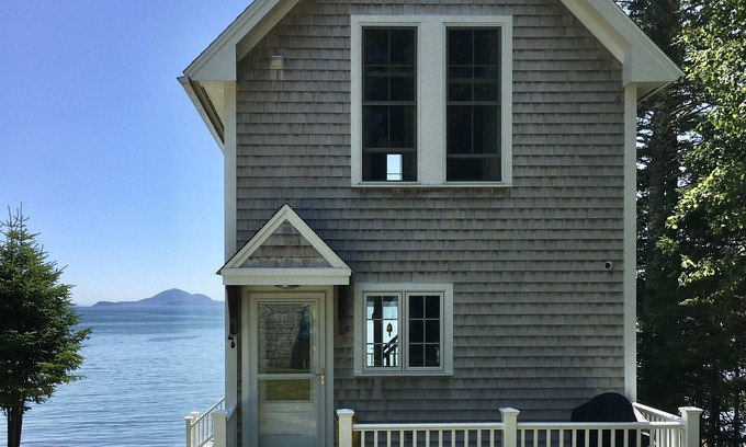 Hancock House | Sea Spray - Modern Oceanfront Cottage with Views of Cadillac Mountain & Acadia