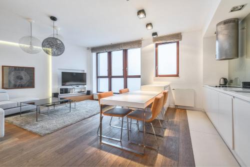 Srodmiescie Apartment | Sea Towers by NorthSide Apartments
