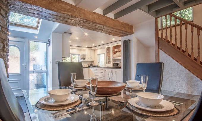 Wiseman's Bridge Cottage | Sea View - 2 Bedroom Cottage - Wisemans Bridge