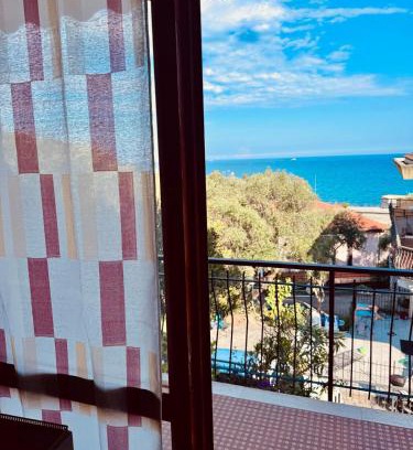 San Lorenzo al Mare Apartment | Sea View Apartment with Terrace & Free Parking