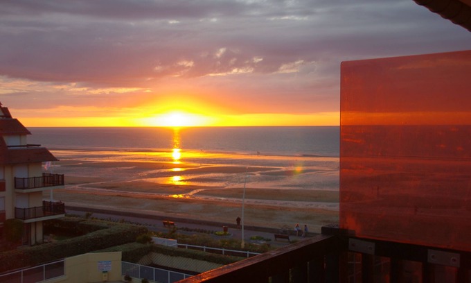 Cabourg Apartment | Sea view apartment direct beach access