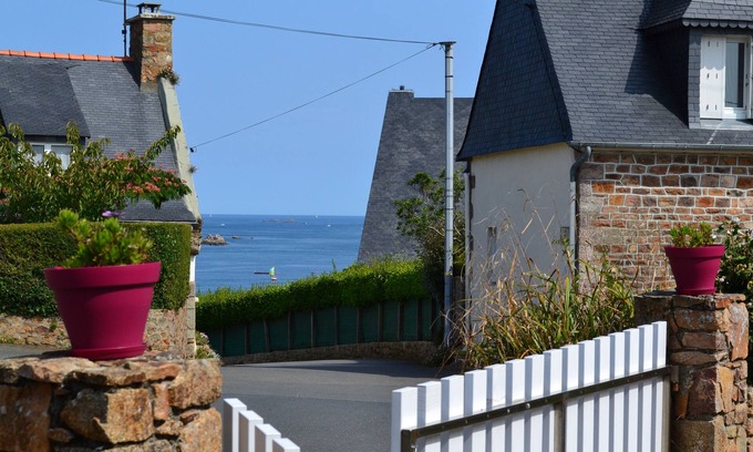 Loguivy House | Sea view, comfortable house in Loguivy-de-la-Mer, near Paimpol
