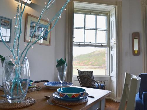 Rhydyfelin House | Sea View