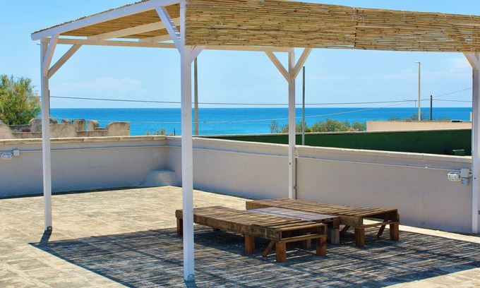 Specchiarica House | SEA VIEW HOUSE, sea front