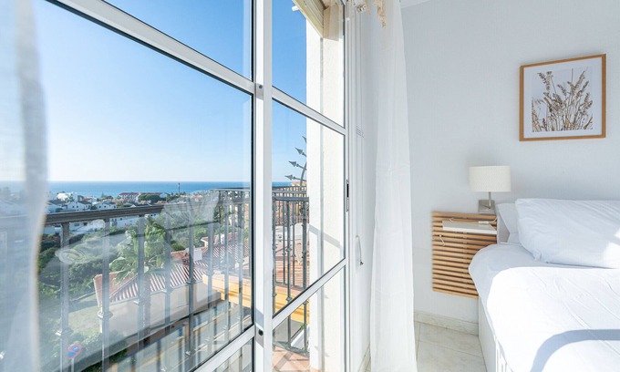 El Faro Apartment | Sea Views 1 Bed Apt Colinas Del Faro