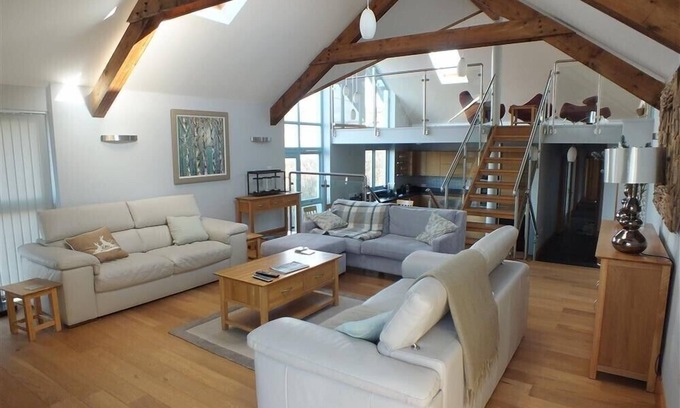 Little Haven Cottage | SEABROOK, family friendly, country holiday cottage in Broad Haven