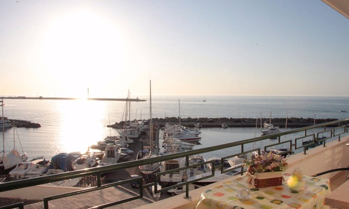 Gallipoli Apartment | Seafront apartment. 3 double beds and 3 bathrooms
