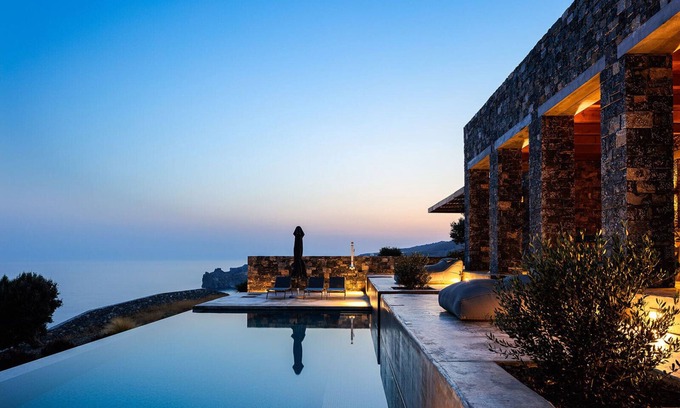 Vizari Villa | Seafront Brand New Villa by the peaceful Agios Pavlos beach