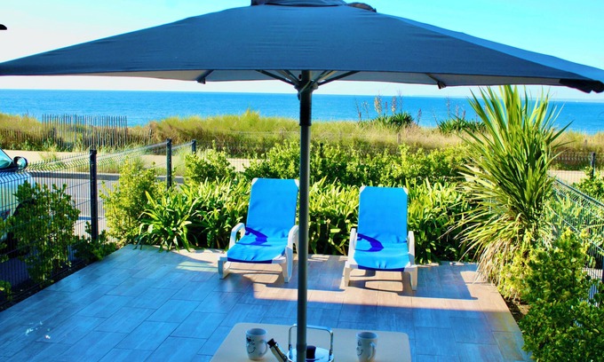 Barneville-Carteret Villa | SEAFRONT, Magnificent 180° Sea View, high Standard, Garden and Private Parking