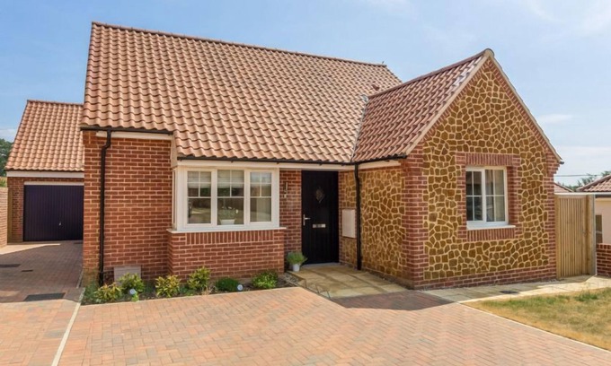 Heacham House | Seagrace, Heacham, Norfolk