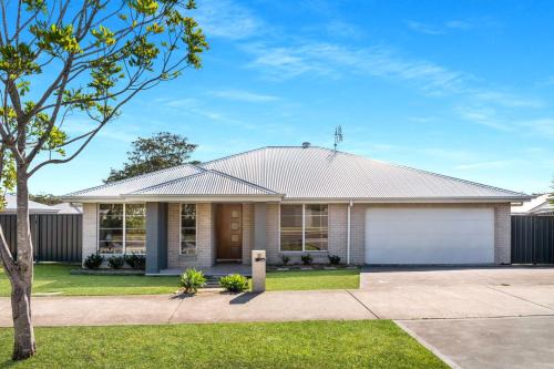 Vincentia House | Seagrass - Belle Escapes Jervis Bay