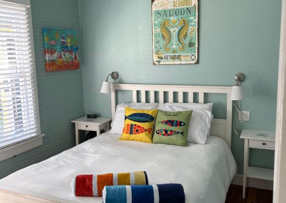 Pass-a-Grille House | Seahorse Bungalow