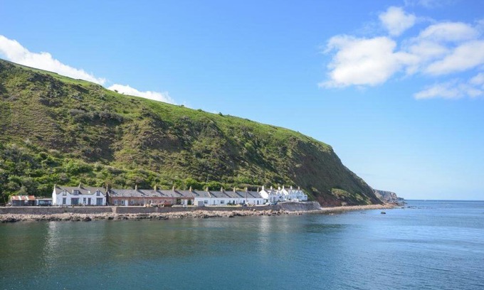 Burnmouth House | Seal Cottage