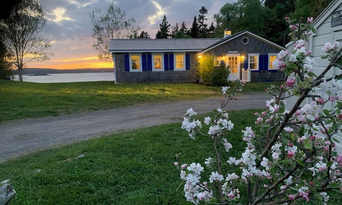 Campobello Island Cottage | Seaside Cottage With Amazing Ocean Views:NEW MASTER BR,LR, Screened Porch,DECKS