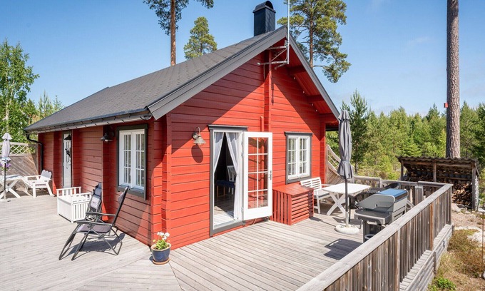 Axmar House | Seaside holiday home in Axmar north of Gävle | SE20003