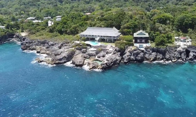 Oracabessa Villa | Seaside Jamaican Villa - 5 Bedrooms