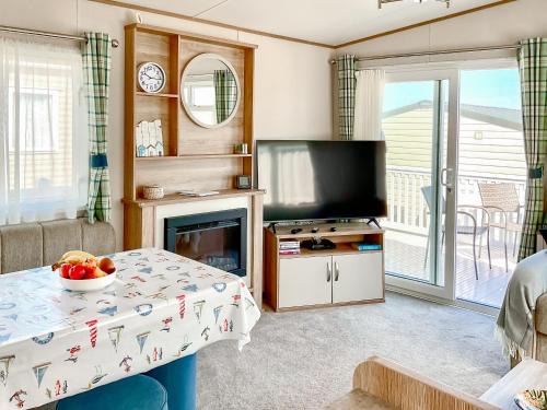 Blue Anchor House | Seaside Jollys