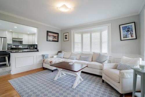 Scituate House | Seaside Solstice HOT TUB, SAUNA 4 Bedroom
