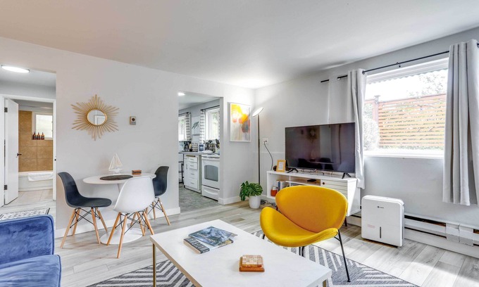 Old Ballard Apartment | Seattle Garden Apt: Walk to Water & Amenities!