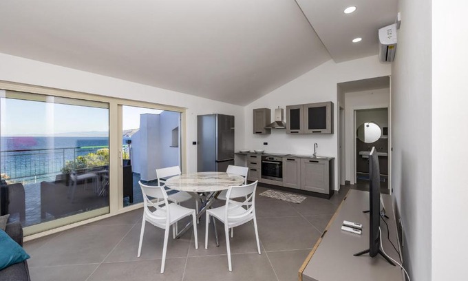 Marina di Patti Apartment | Seaview Apartment