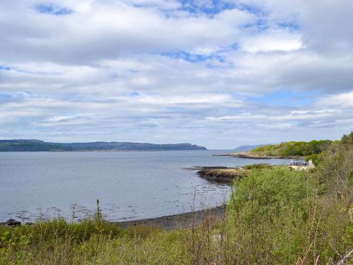 Gruline House | Seaview Cottage