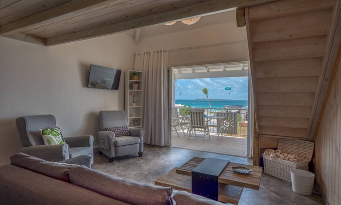 Orient Bay Condo | Seaview duplex on the beach