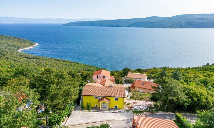 Zagorje Apartment | Seaview House Helena - Apartment 2, Plomin, Croatia